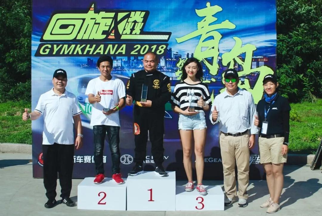 家族车队：父子车手的传承的简单介绍